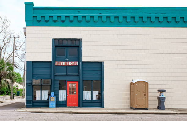 Best Long-term porta potty rental  in Flora, IL